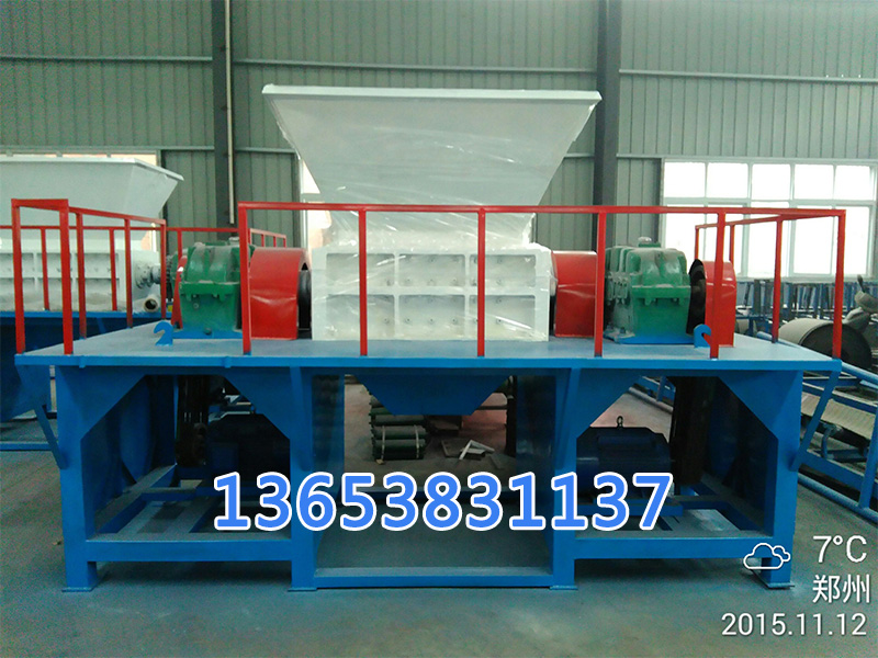 电路板撕碎机实现废旧电路板的回收