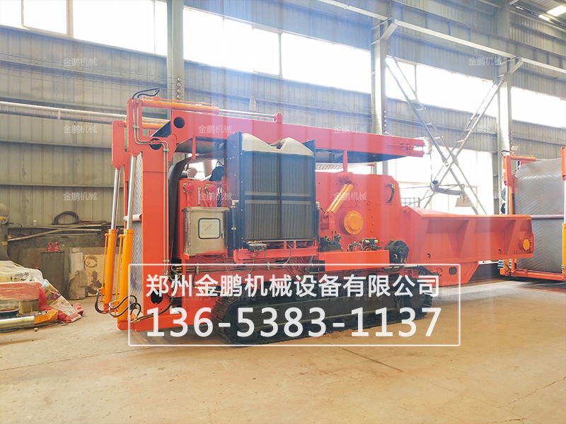 履带式木材粉碎机